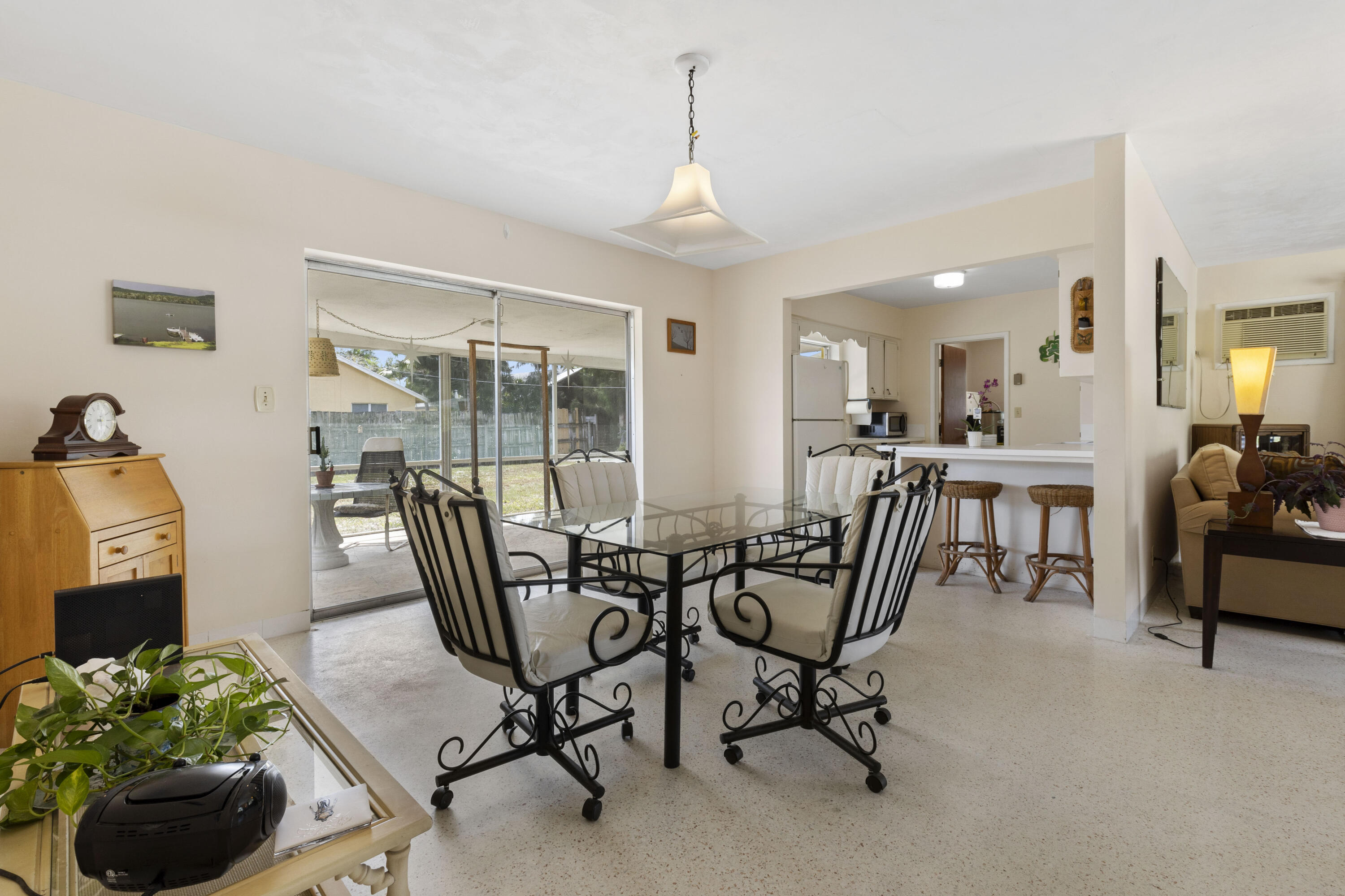 5100 Van Buren Road Delray Beach, FL 33484 - Photo 8 of 35 Dining/Kitchen
