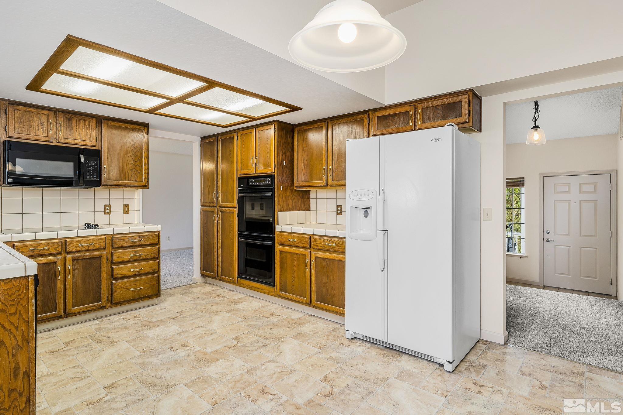 1674 Shadow Wood Road Reno, NV 89523 - Photo 9 of 25 Photo 9