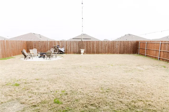 $2,000 | 6505 Waterfall Lane, Princeton, TX 75407
