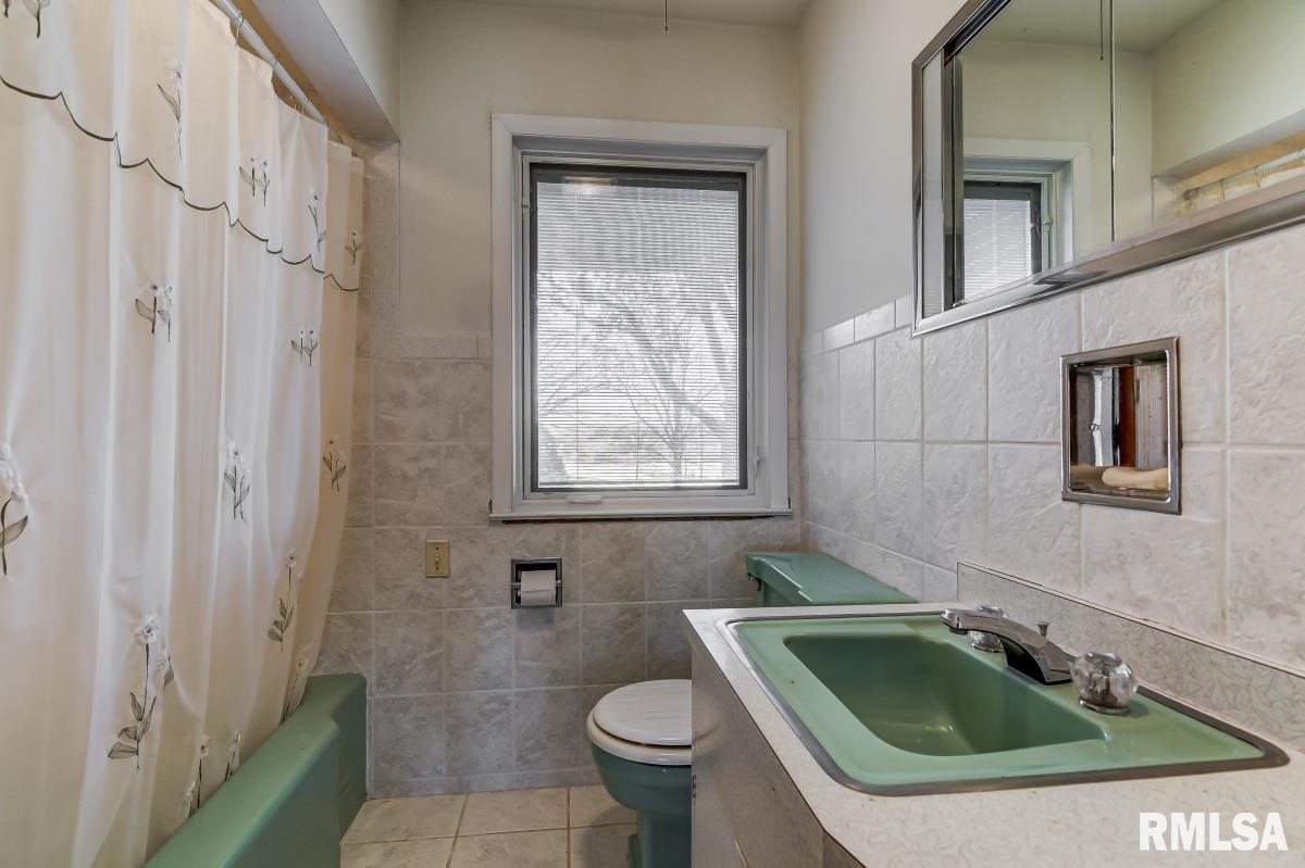 2802 West Jefferson Street Springfield, IL 62702 - Photo 34 of 50