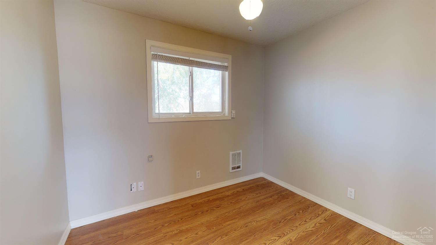 18665 Couch Market Road Bend, OR 97703 - Photo 14 of 23 Gallery Image 14