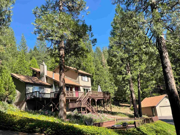 $595,000 | 6867 Almanor Lake Estates Drive, Lake Almanor, CA 96137