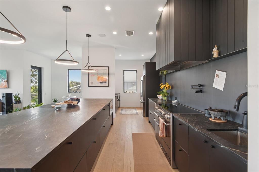 4828 West Flamingo Road Tampa, FL 33611 - Photo 15 of 67