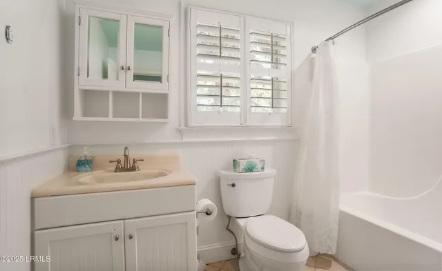 $1,200,000 | 703 Swordfish Road, Fripp Island, SC 29920