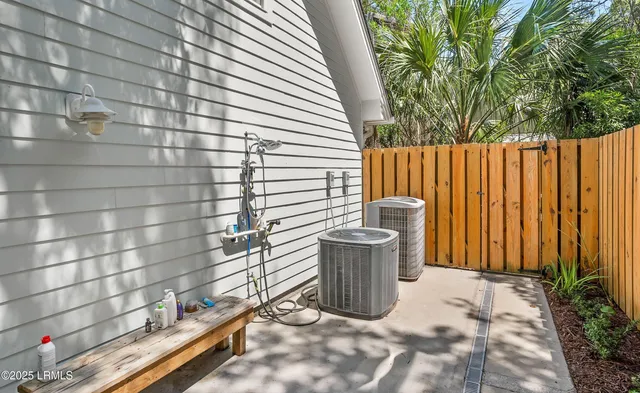 $1,200,000 | 703 Swordfish Road, Fripp Island, SC 29920