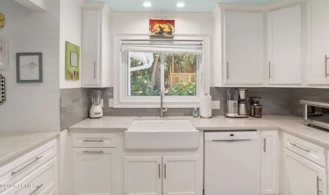 $1,200,000 | 703 Swordfish Road, Fripp Island, SC 29920