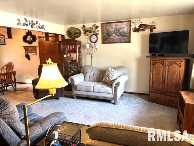 2138 West Lawrence Avenue Springfield, IL 62704 - Photo 11 of 36