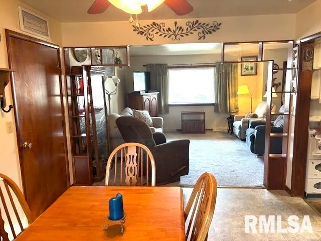 $185,900 | 2138 West Lawrence Avenue, Springfield, IL 62704