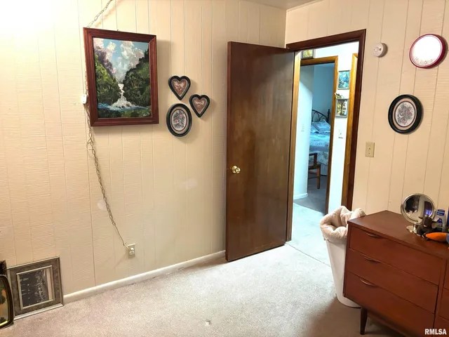 $179,500 | 2138 West Lawrence Avenue, Springfield, IL 62704