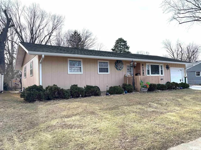 $179,500 | 2138 West Lawrence Avenue, Springfield, IL 62704