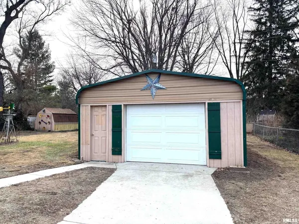 $177,500 | 2138 West Lawrence Avenue, Springfield, IL 62704
