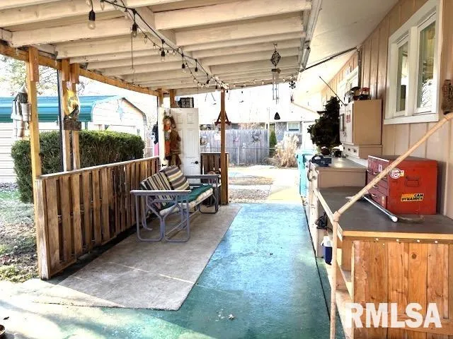 $179,500 | 2138 West Lawrence Avenue, Springfield, IL 62704