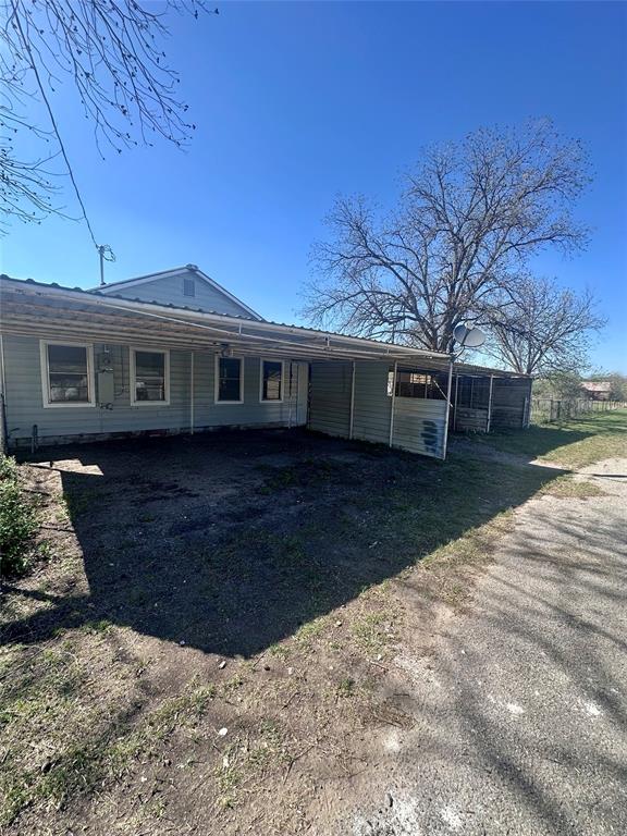 302 Ripley Street Coleman, TX 76834 - Photo 15 of 35