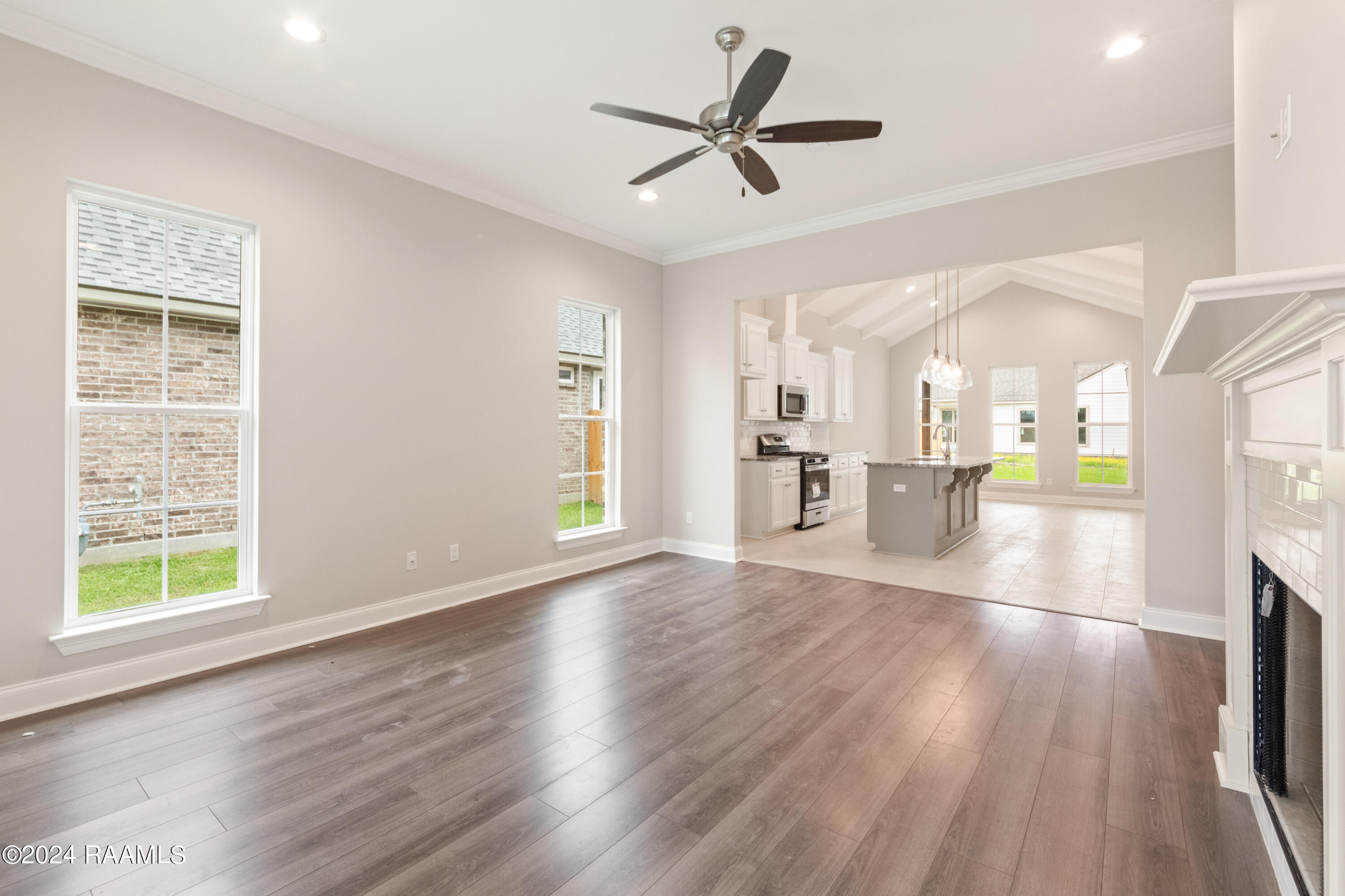 211 Harton Road Youngsville, LA 70592 - Photo 3 of 34 211Harton-15