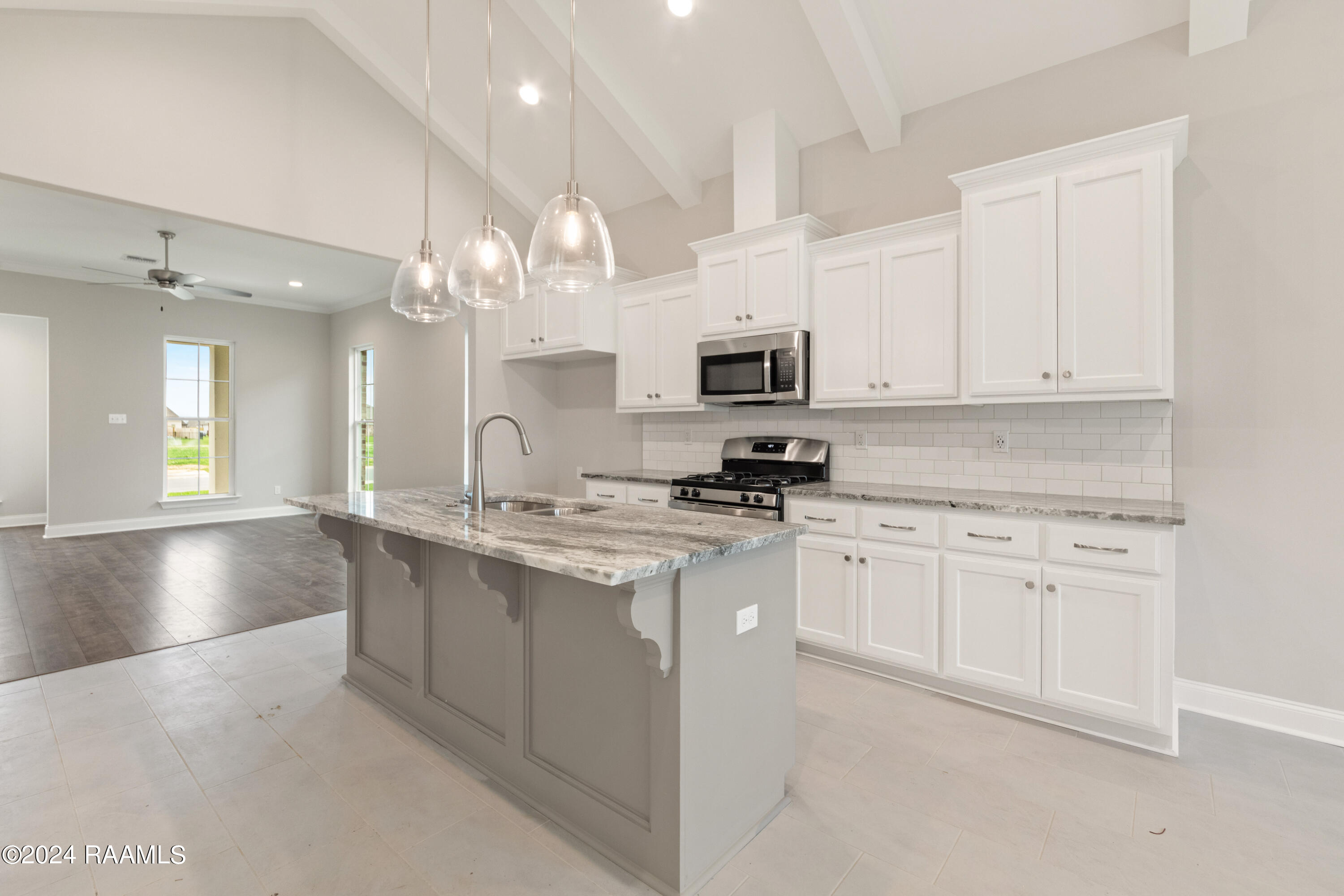 211 Harton Road Youngsville, LA 70592 - Photo 8 of 34 211Harton-30