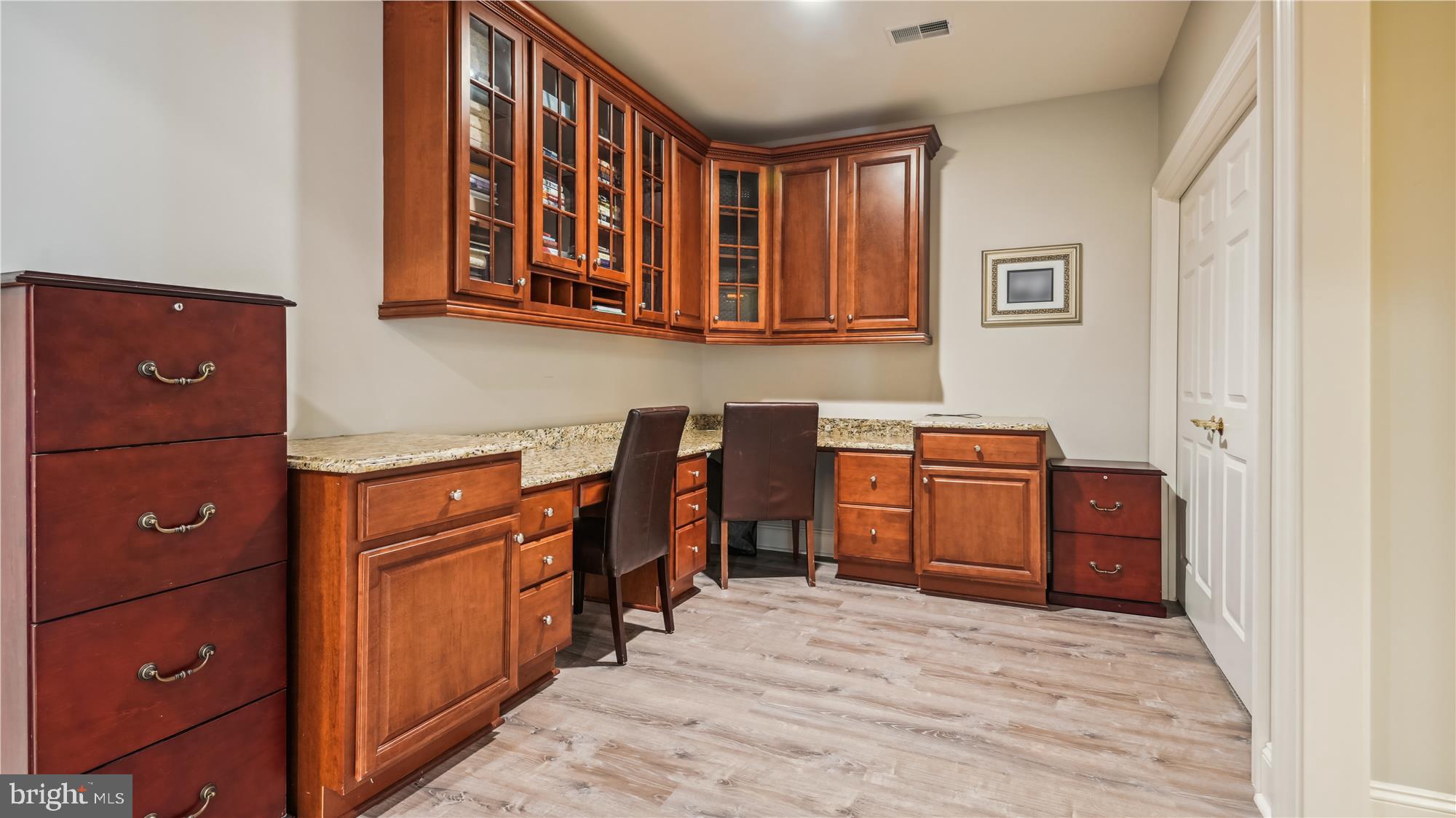 41334 Raspberry Drive Leesburg, VA 20176 - Photo 48 of 70 Lower level office