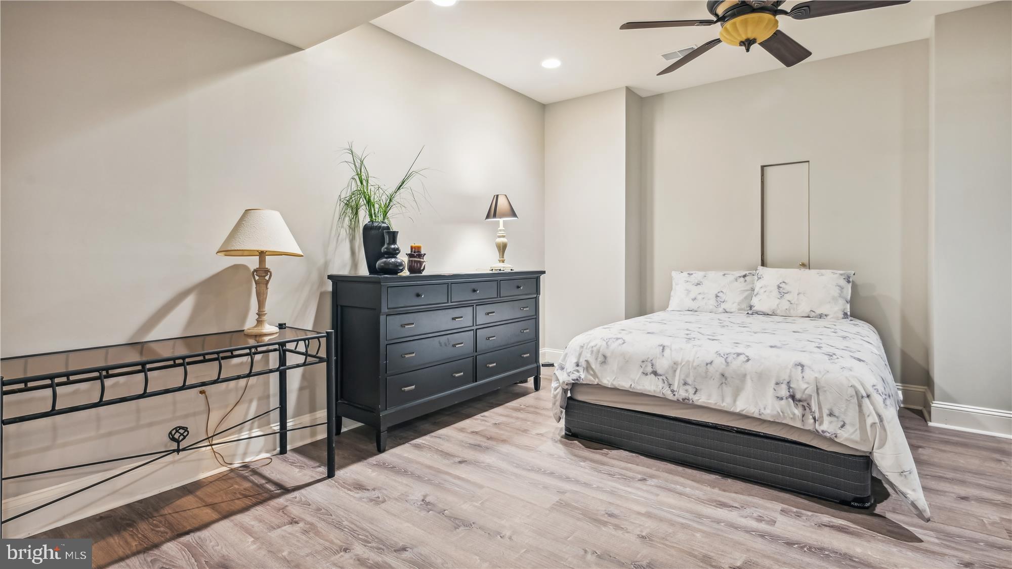 41334 Raspberry Drive Leesburg, VA 20176 - Photo 52 of 70 Additional Guest Suite