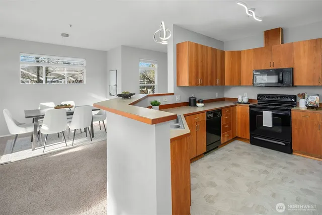 $620,000 | 22751 Southeast 12th Place, Sammamish, WA 98075