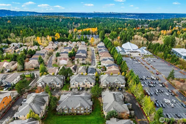 $620,000 | 22751 Southeast 12th Place, Sammamish, WA 98075