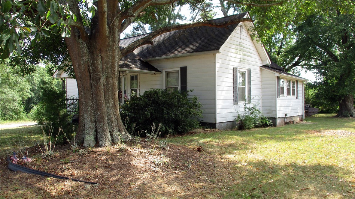 634 Airline Road Anderson, SC 29624 - Photo 4 of 41