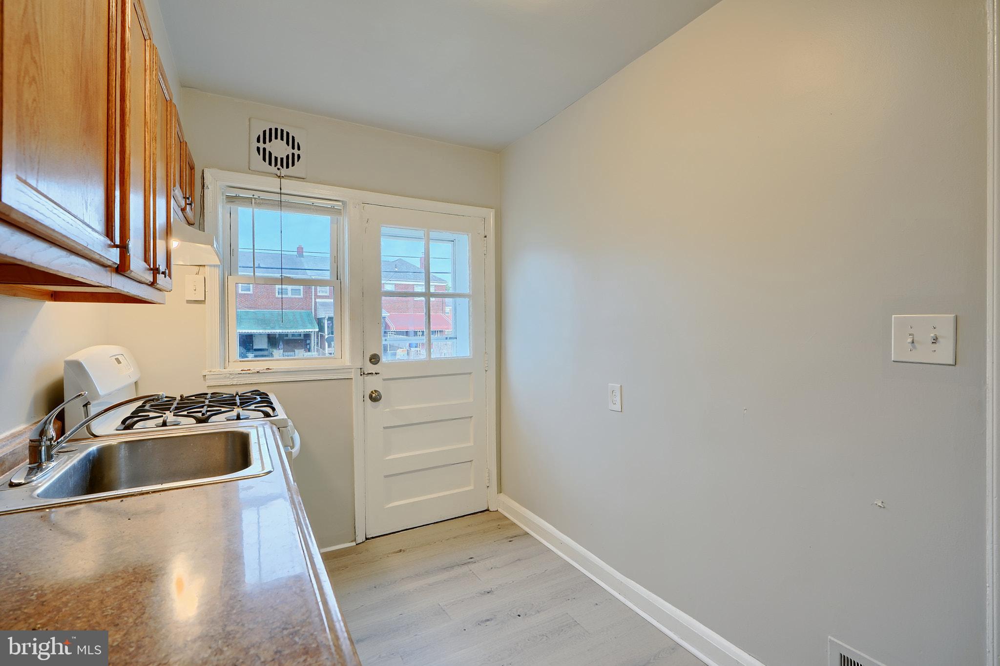 2146 Redthorn Road Middle River, MD 21220 - Photo 12 of 36