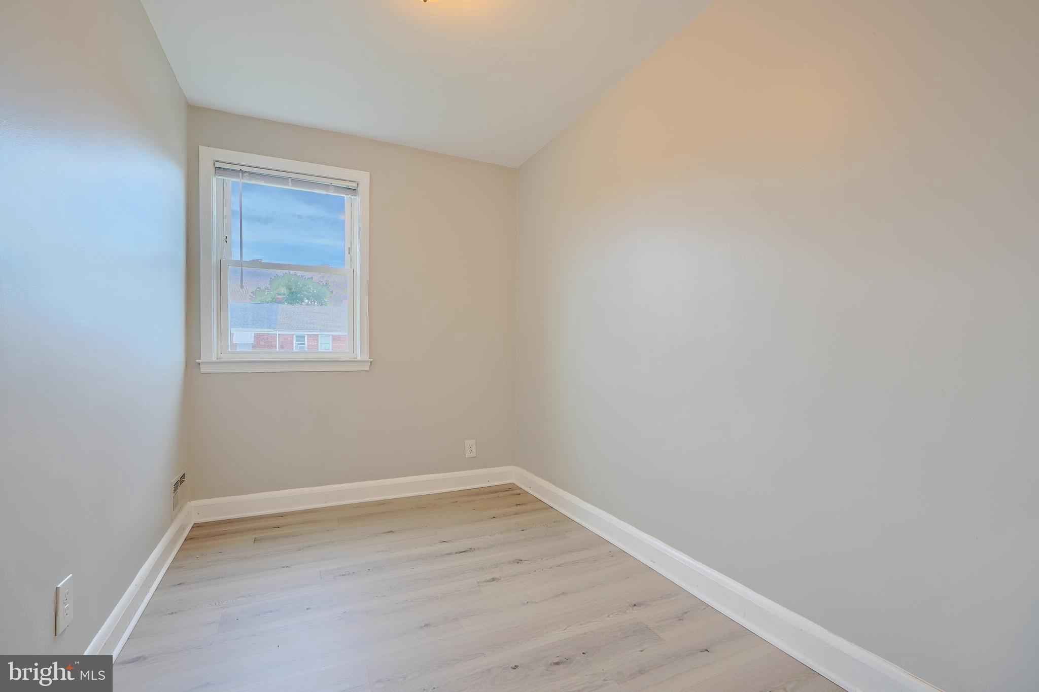 2146 Redthorn Road Middle River, MD 21220 - Photo 15 of 36