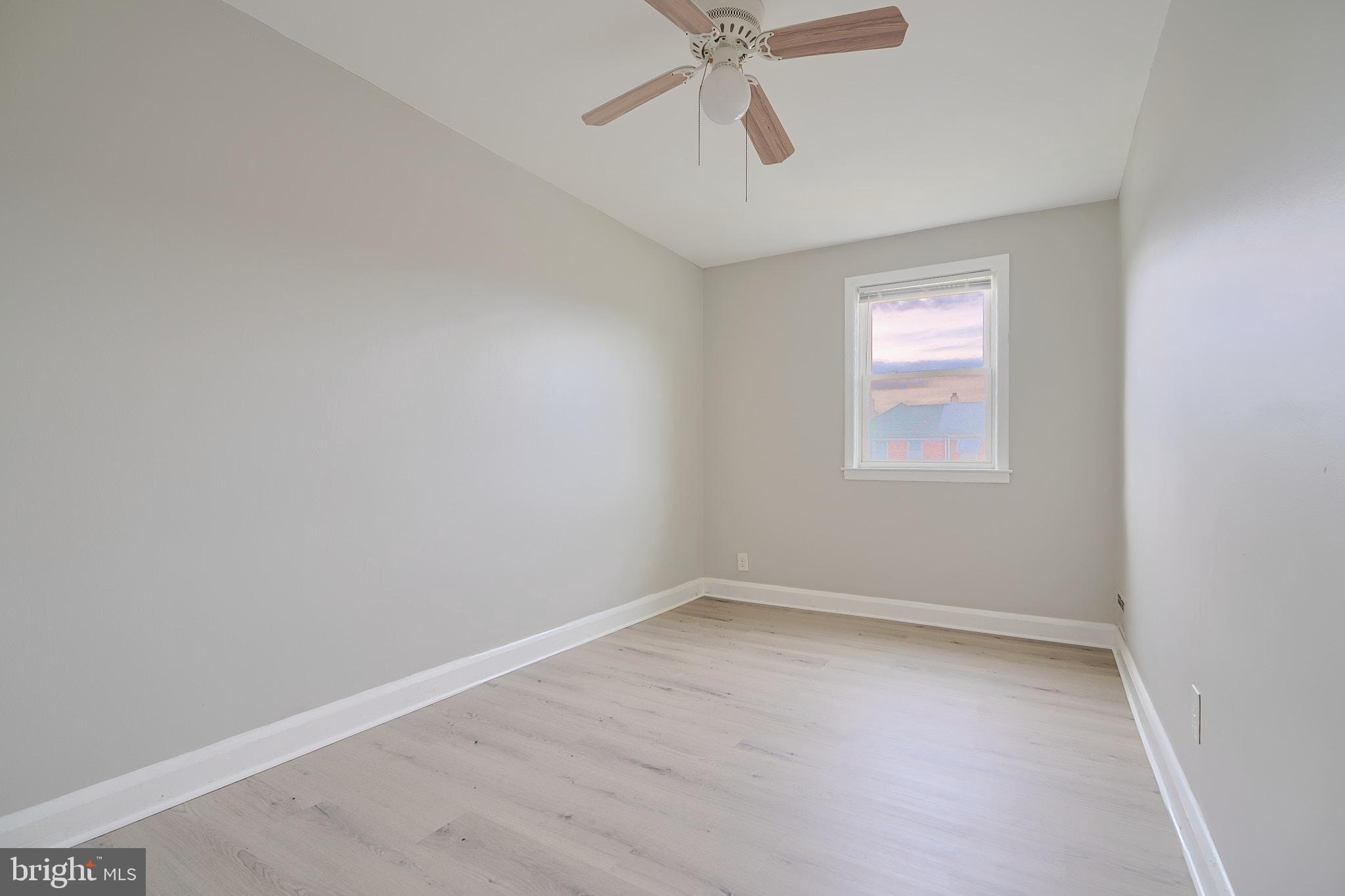 2146 Redthorn Road Middle River, MD 21220 - Photo 17 of 36