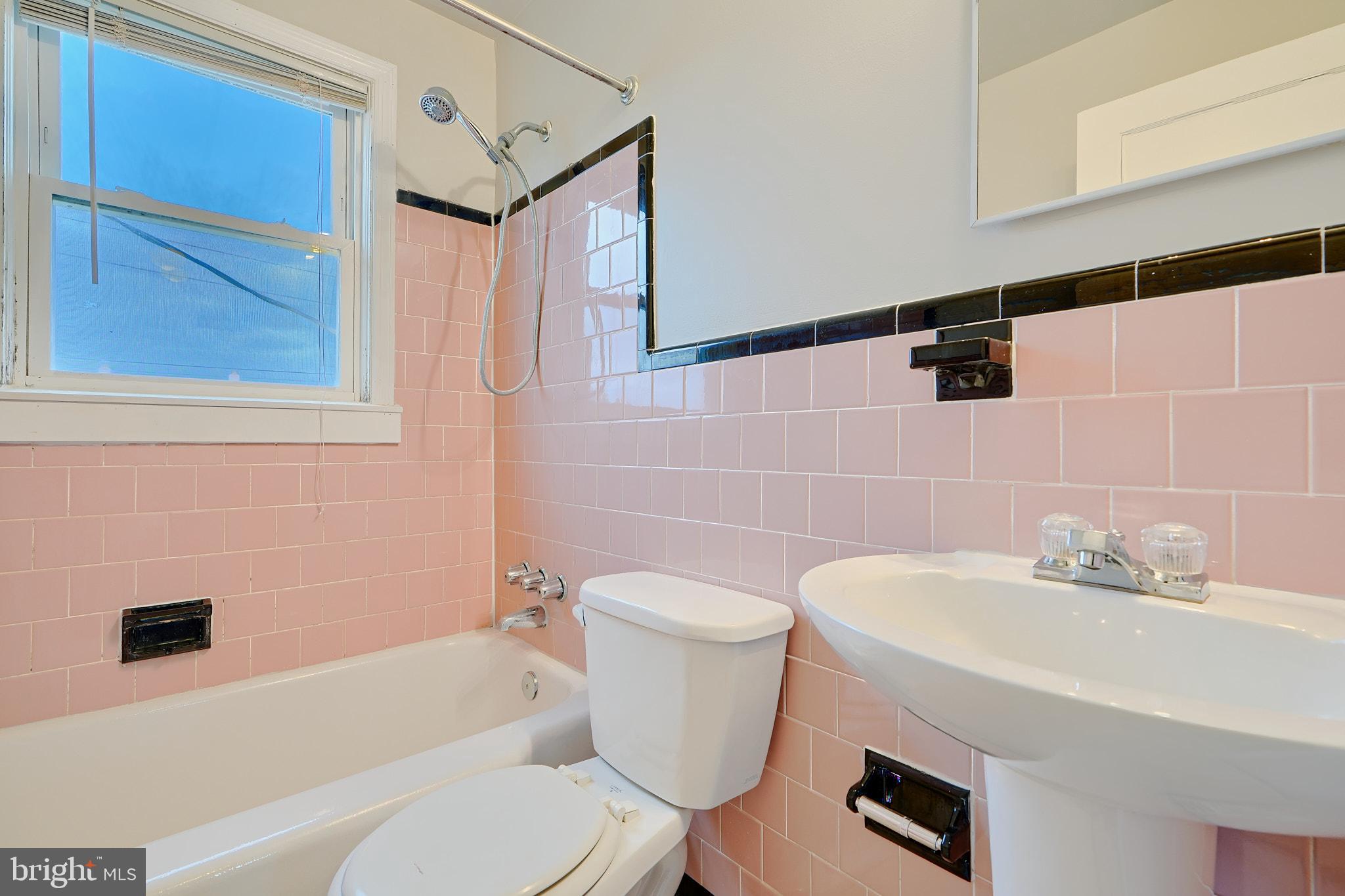 2146 Redthorn Road Middle River, MD 21220 - Photo 24 of 36