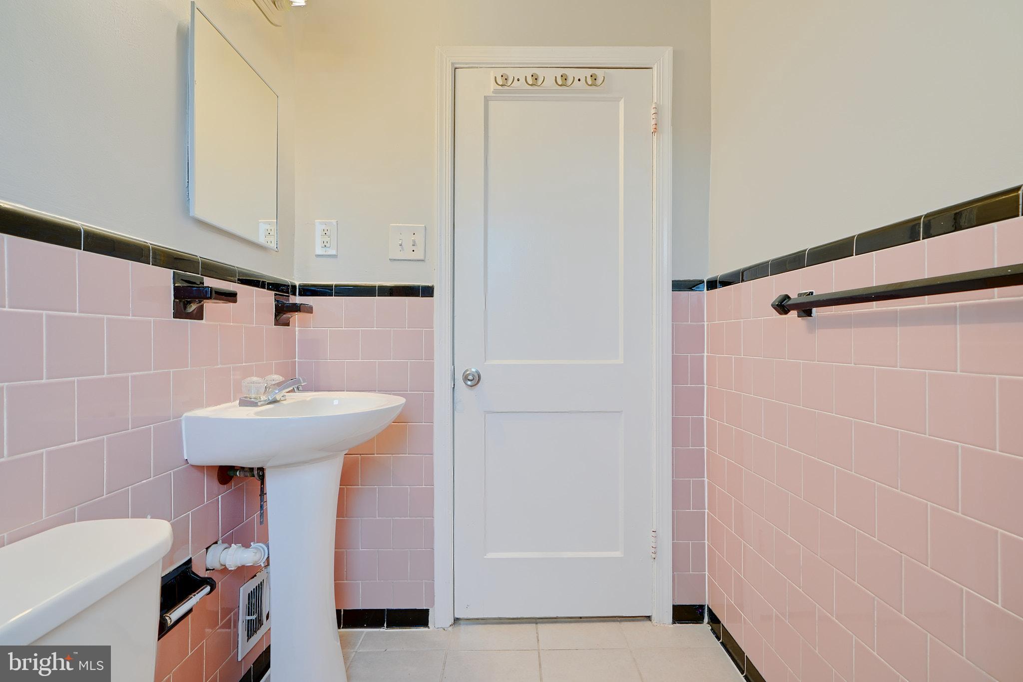 2146 Redthorn Road Middle River, MD 21220 - Photo 25 of 36