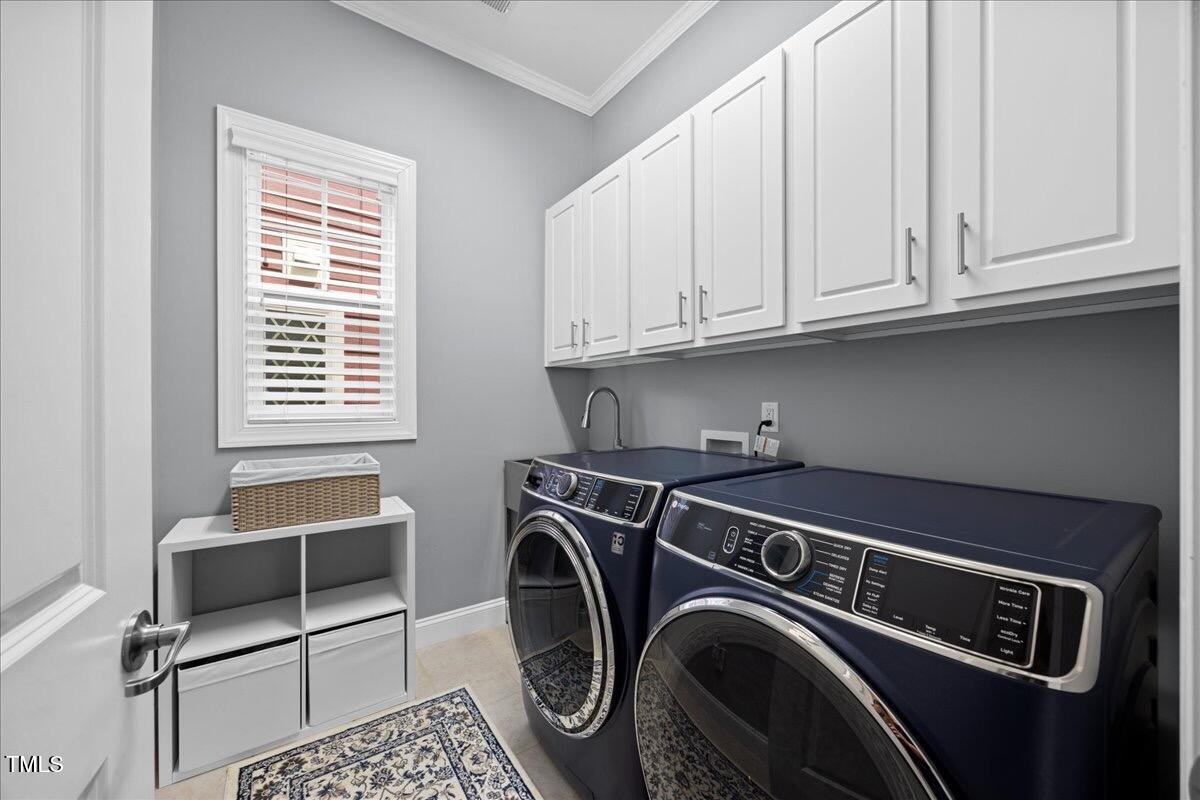 1330 Rodessa Raleigh, NC 27607 - Photo 16 of 28 Laundry Room