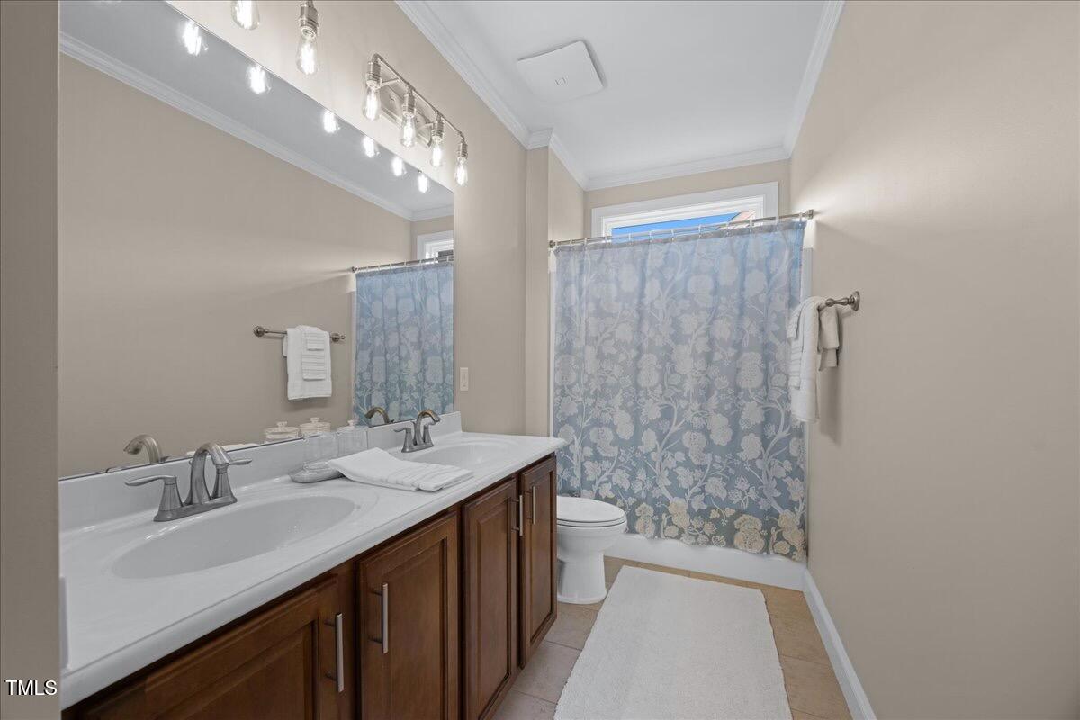 1330 Rodessa Raleigh, NC 27607 - Photo 22 of 28 Hall Bath