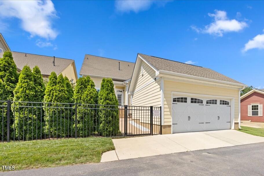 1330 Rodessa Raleigh, NC 27607 - Photo 27 of 28 Garage
