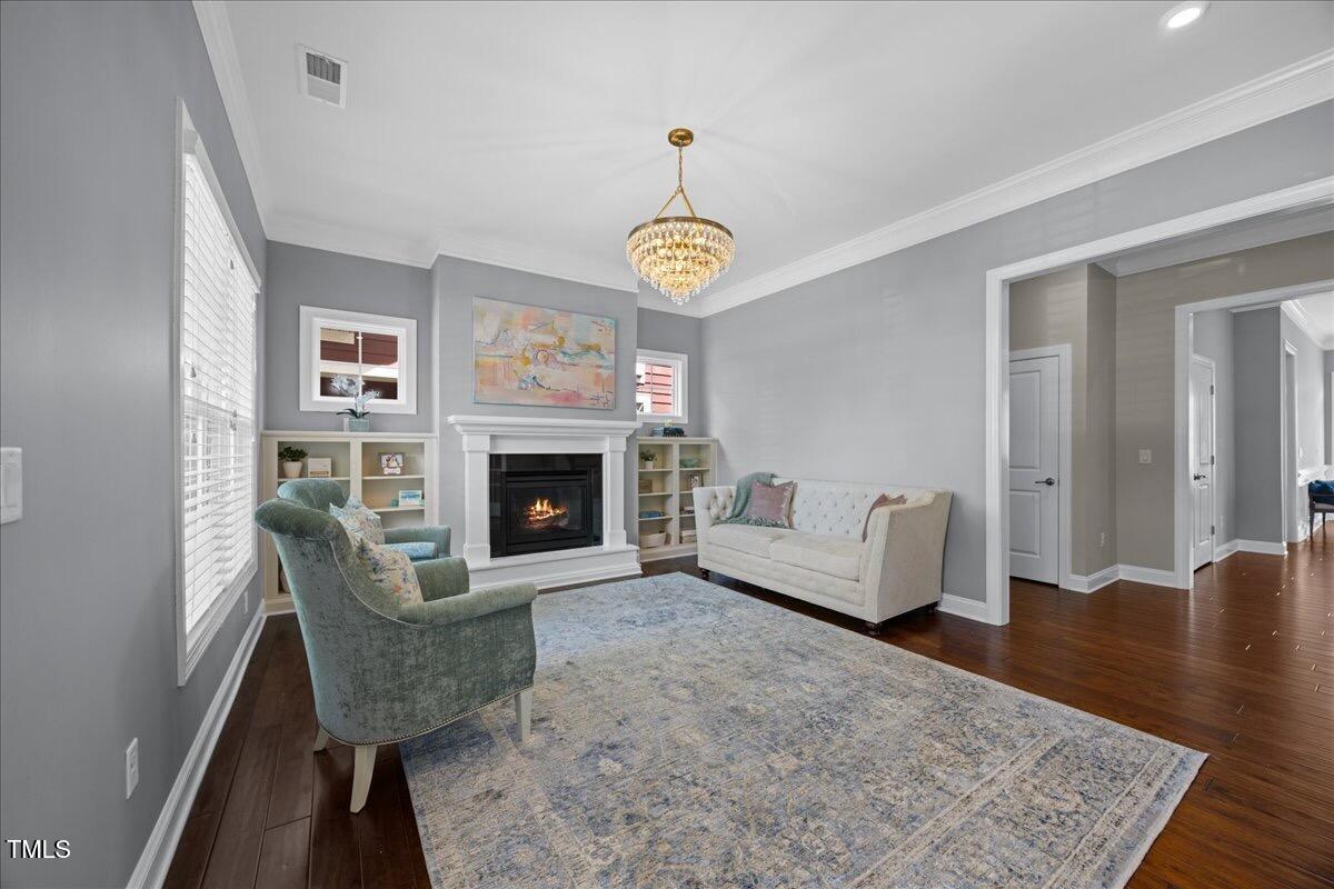 1330 Rodessa Raleigh, NC 27607 - Photo 6 of 28 Living Room