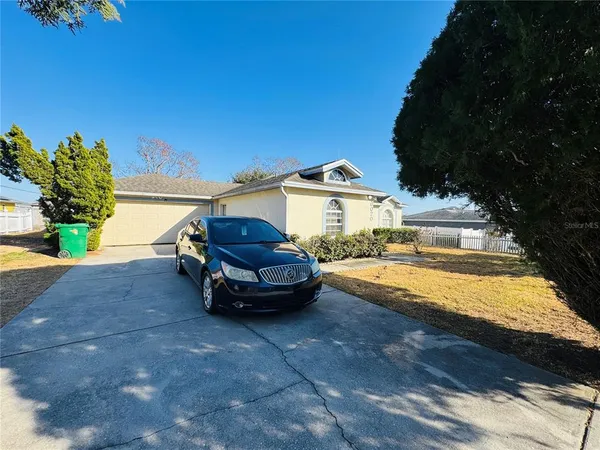$240,000 | 6020 Lake Ruth Drive East, Dundee, FL 33838