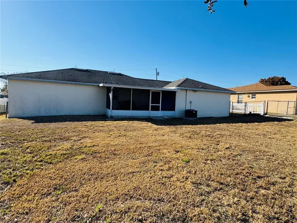 $240,000 | 6020 Lake Ruth Drive East, Dundee, FL 33838