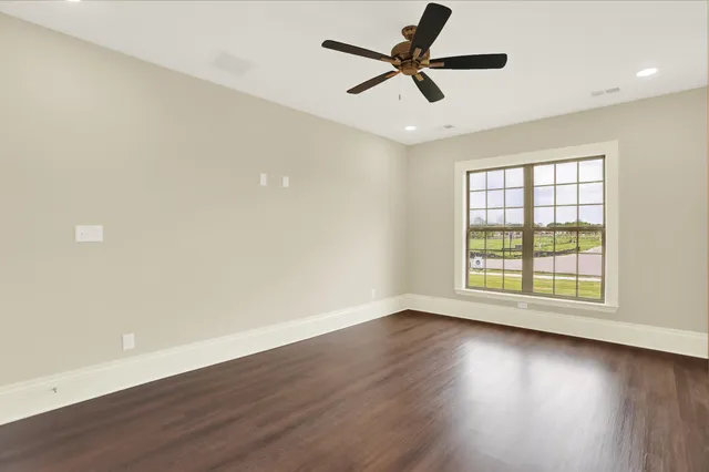 $524,000 | 200 Wellington Circle South, Oakland, TN 38068