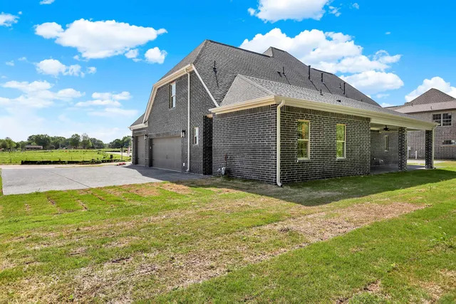 $524,000 | 200 Wellington Circle South, Oakland, TN 38068