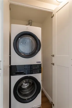 $4,700 | 1741 Tustin Avenue, Unit 10C, Costa Mesa, CA 92627