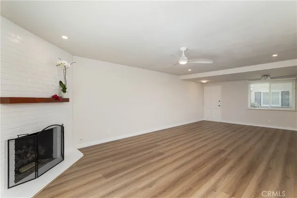 $4,700 | 1741 Tustin Avenue, Unit 10C, Costa Mesa, CA 92627