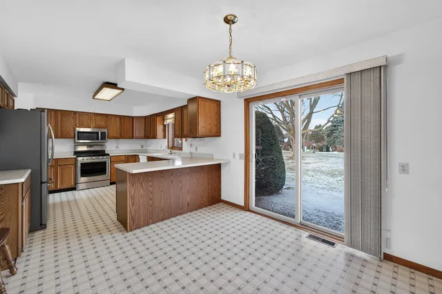 $449,900 | 5758 Modernaire Street, Fitchburg, WI 53711