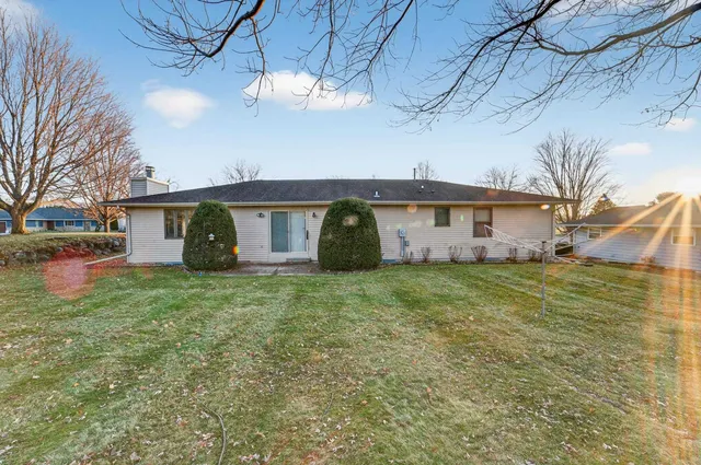 $449,900 | 5758 Modernaire Street, Fitchburg, WI 53711