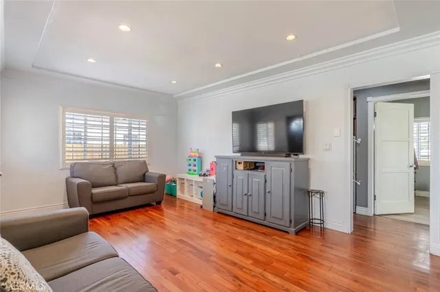 $674,900 | 3813 Lyndora Street, Lynwood, CA 90262