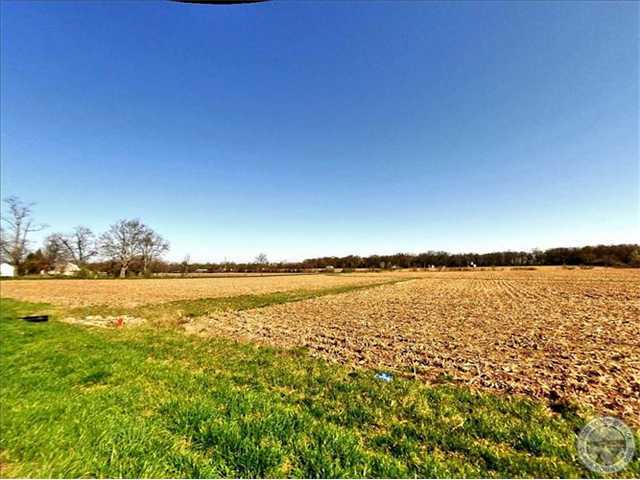 5450 Fletcher Chapel Road Springfield, OH 45502 - Photo 2 of 4