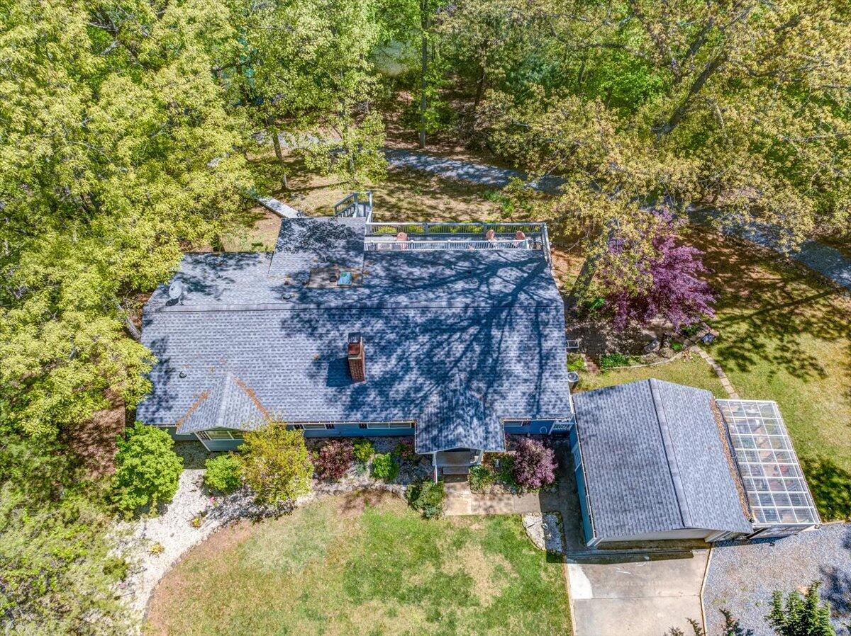 264 Pine Knob Circle Moneta, VA 24121 - Photo 14 of 67 a view of swimming pool