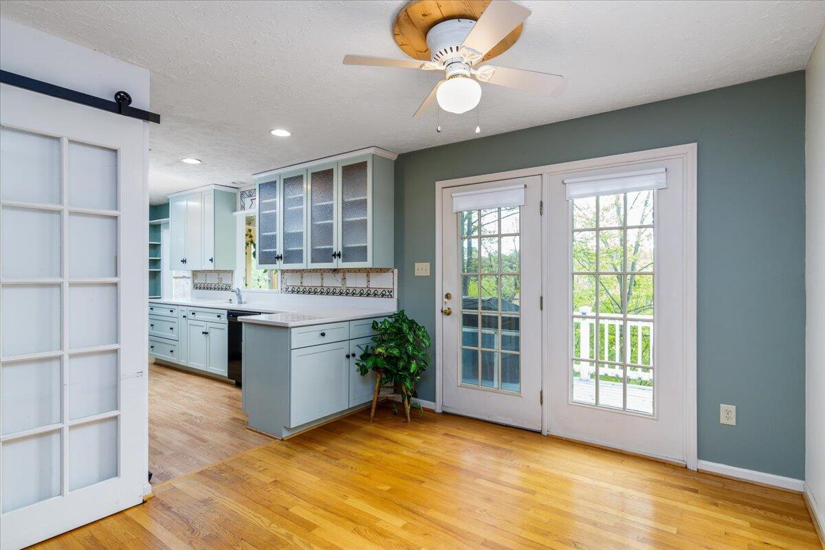 264 Pine Knob Circle Moneta, VA 24121 - Photo 19 of 67 14-14-264 Pins Knob Circle-1126-Edit