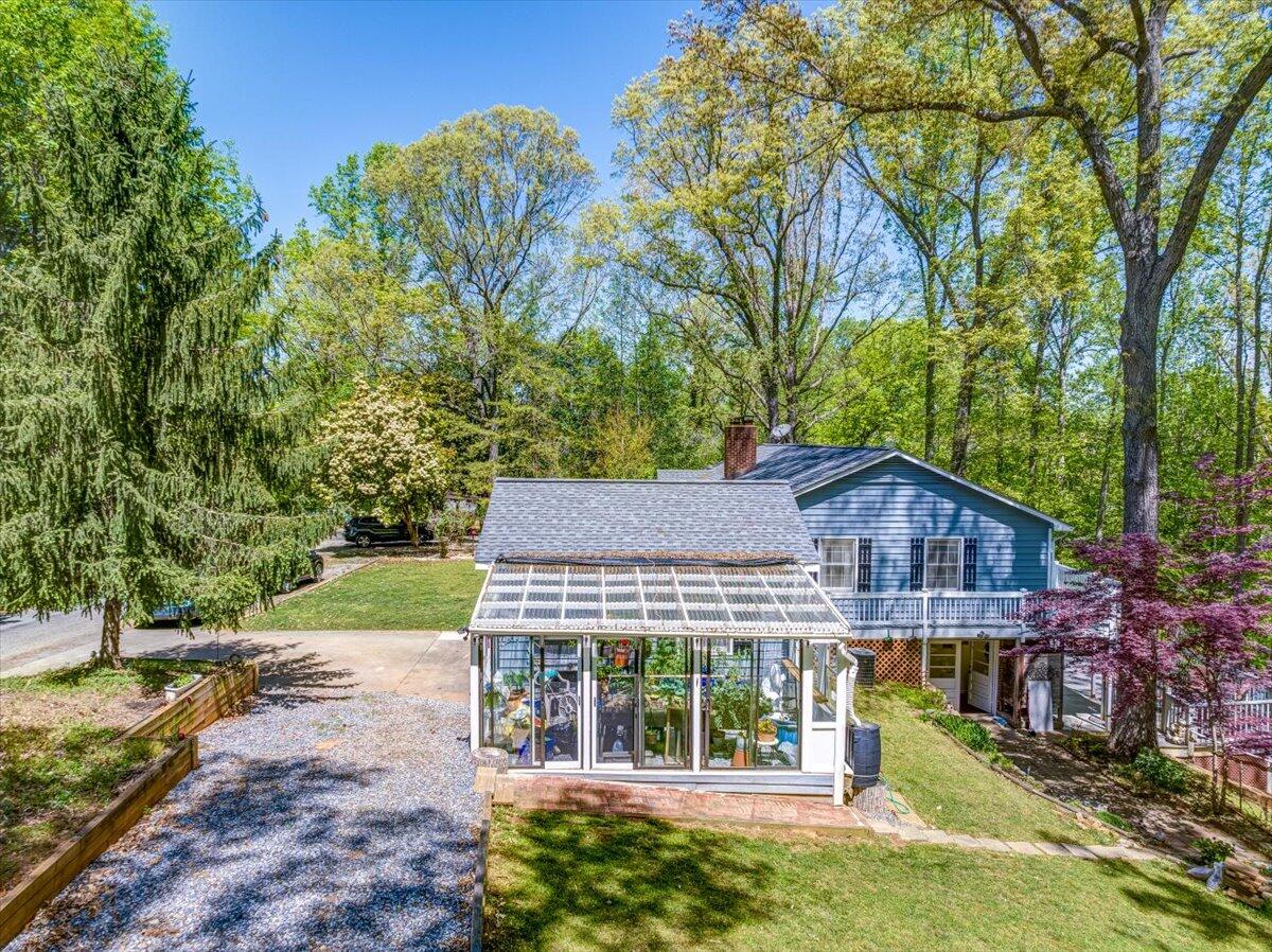 264 Pine Knob Circle Moneta, VA 24121 - Photo 6 of 67 66-66-264 Pine Knob Circle-Drones--4