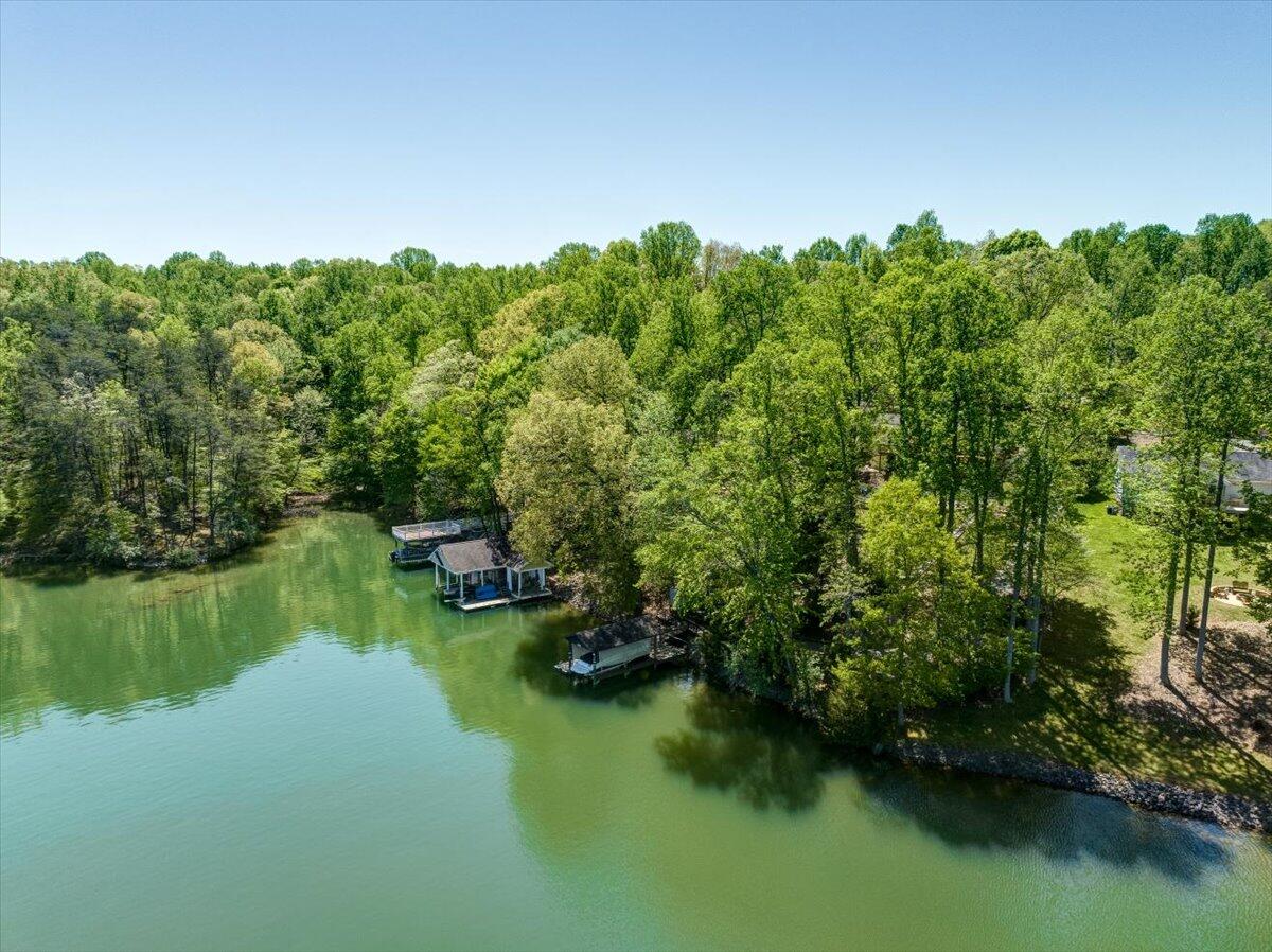 264 Pine Knob Circle Moneta, VA 24121 - Photo 62 of 67 77-78-264 Pine Knob Circle-Drones--27