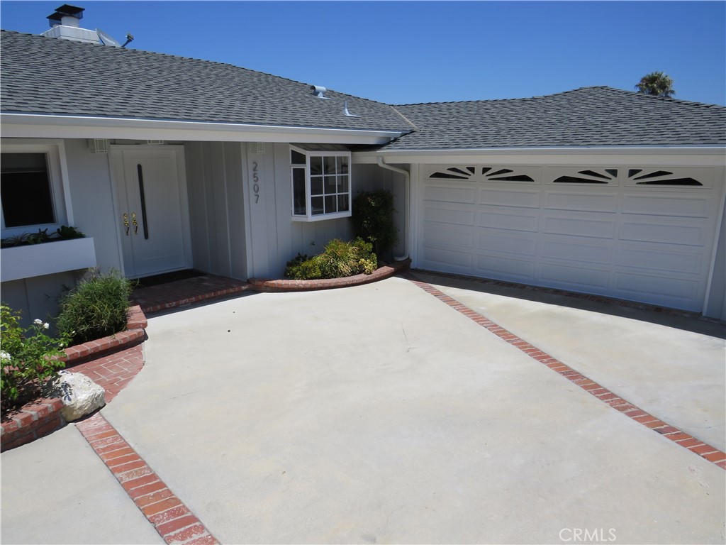 2507 Sunnyside Ridge Road Rancho Palos Verdes, CA 90275 - Photo 2 of 28 Gallery Image 2