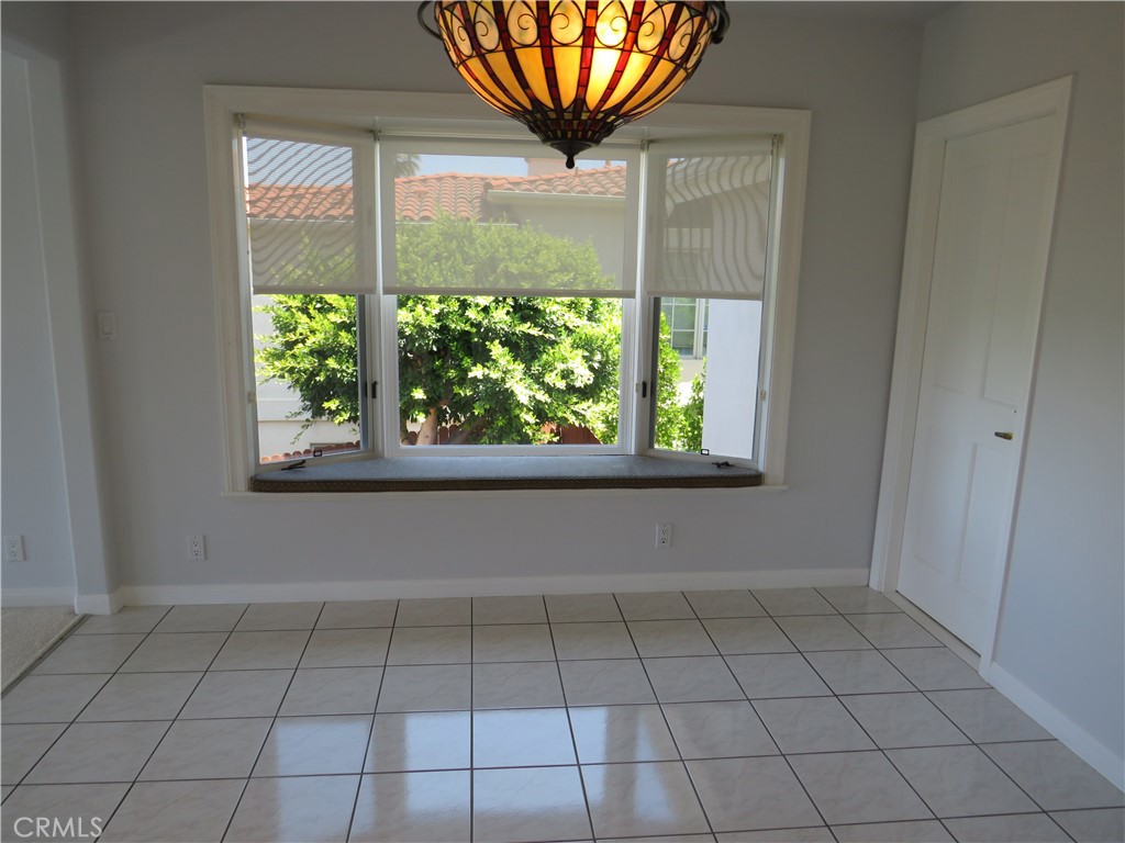 2507 Sunnyside Ridge Road Rancho Palos Verdes, CA 90275 - Photo 6 of 28 Gallery Image 6