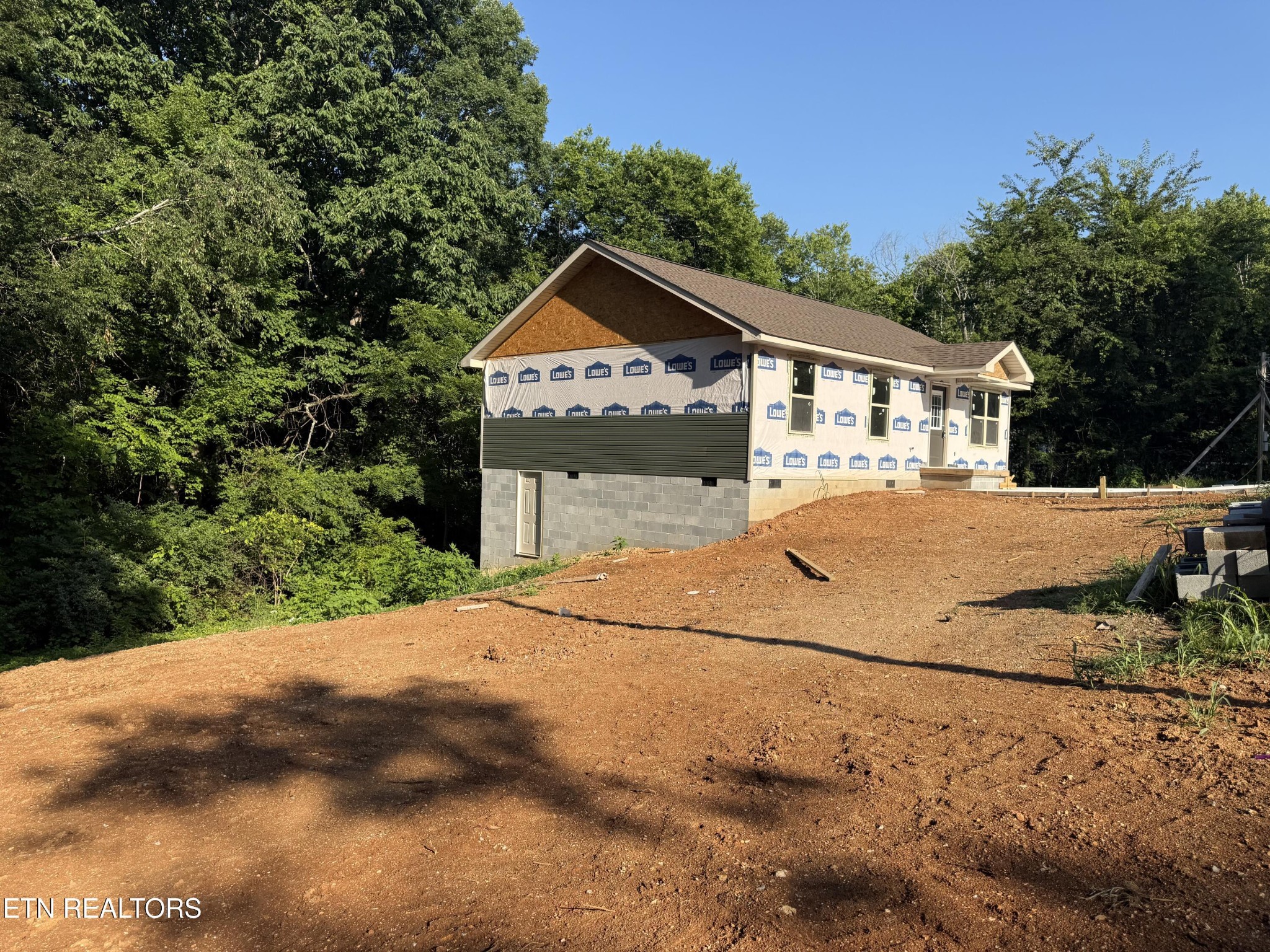 309 Foley Hill Road Clinton, TN 37716 - Photo 3 of 8